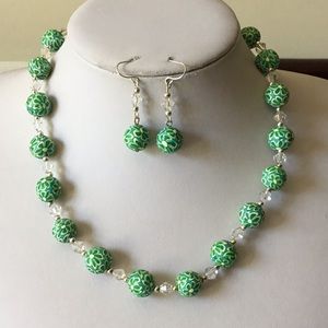 Green flower on bead clear crystal necklace set
